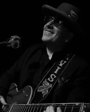 Elvis Costello Concert Paris Olympia